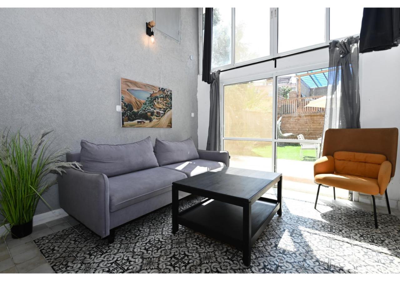 Villa Bazelet With Private Pool In *